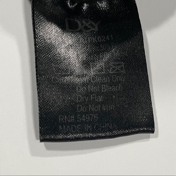 D&Y Knitted Sock Monkey Fleece Lined Winter Hat With Ties - Picture 6 of 7